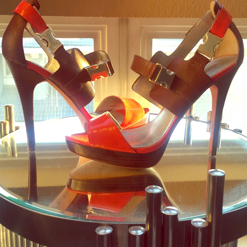 Report signature mango/cognac heels